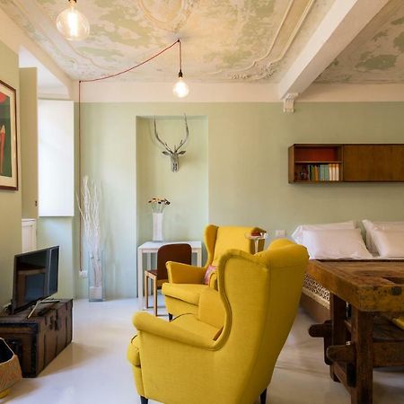 Duomo Luxury Suite - By MyhomeinКомо Экстерьер фото